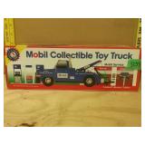 1:24 Mobil Collectible Toy Truck