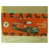 1957 International R-200 Tow Truck - Texaco
