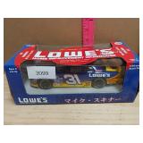 Lowes 1:24 Scale Stock Car