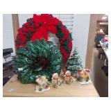 Christmas Decorations - Ceramic Lit-up Wreath