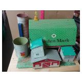 Tin Barn And Farm Set