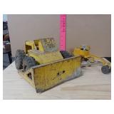 Metal Toy Dozer And Road Grader