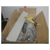 Box Of Blades With Razor