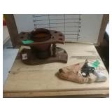 Gun Decoration, Tray With Cup?