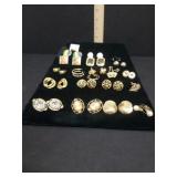 Costume Jewelry- Earrings