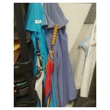 2 Patio Umbrellas, 2 Umbrellas