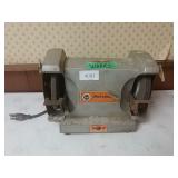 Black And Decker 6" Bench Grinder