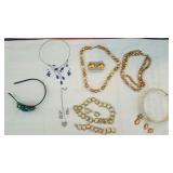 Lot of costume jewelry, look at pics