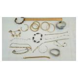Lot of costume jewelry, bracelets, look @ pics