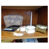 lot of misc decor and items, look @ pics