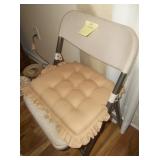 Metal Frame folding chair with plastic seat