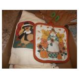 lot of thanksgiving towels & pot holders