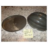 Metal Cooking Pan? clam shell shape