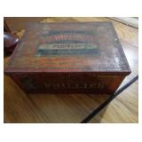 Tin Phillies Cigar Box