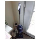 cord-free Electrik Broom