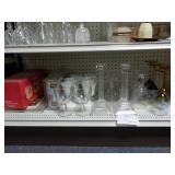 lot of misc glassware 23 pcs, look @ pics