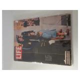 1963 LIFE Magazine Of Mrs. Kennedy And Children