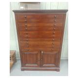 240 Cigar Storage Chest With Lockable Bottom