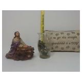 Pillow And House Decorations