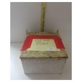 Surge Milk Pad Holder