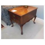 Pennsylvania House 2-drawer End Table