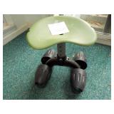 Vertex Rolling Garden Seat - Plastic - Adjustable
