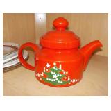 Red Christmas Teapot