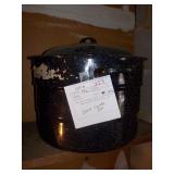 Blue Agate Pot w/lid