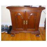 Pennsylvania House Night Stand