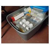 tote full of misc light bulbs