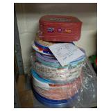lot of paper plates, holiday