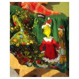 2 piece Christmas cloths