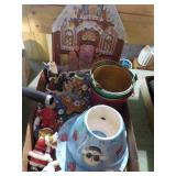 8 piece misc Christmas items