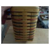 Lgbrgr ‘99 Kleenex Bskt w/handle & Lid