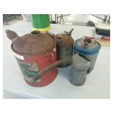 Lot - miscellaneous gas and oil cans