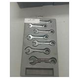 Stubby wrench set