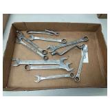 Box lot of miscellaneous box wrenches