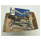 Box lot of miscellaneous wrenches