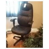 Rolling office chair