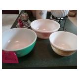 Three Pyrex  bowls