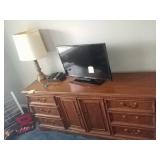 Dresser w/ lamp (tv not included)