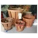 Wood baskets and mini corks