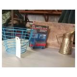 24 piece truckload to set wire basket and metal