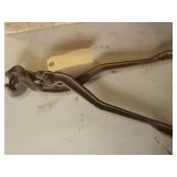 St. Pierre giant chain pliers