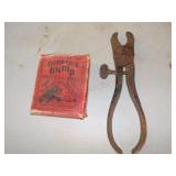 Decker Pig rings and tool