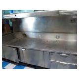 Hoodz kitchen ex unit w/ Ref at bottom