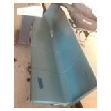 10 person curved bench