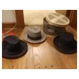 3 hats with hat box