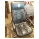 Black office chair