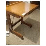 Rolling drafting table